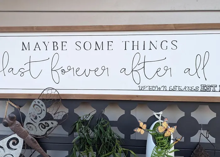 Brews, Pines, & Peaks - Your Downtown Awaits Flagstaff